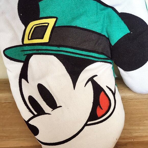 Disney Mickey Mouse St. Patrick's Day Oven Mitt Full Size Never Used "Lucky" - Picture 3 of 6